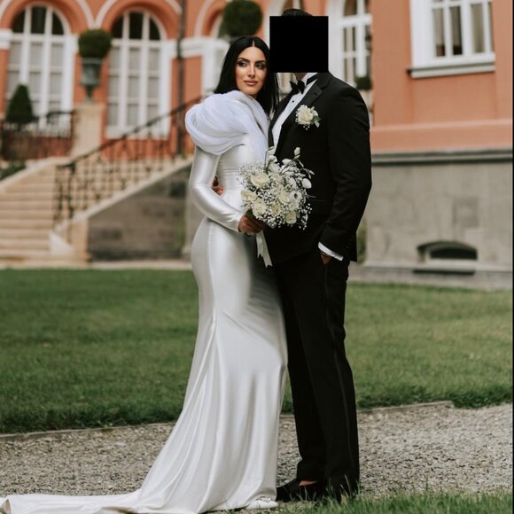 One Shoulder Couture Wedding Dress - Picture 8 of 9